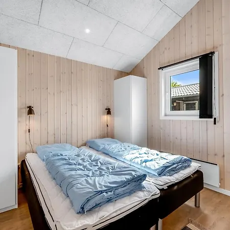 Leeve - 1-4km To The Fjord By Interhome